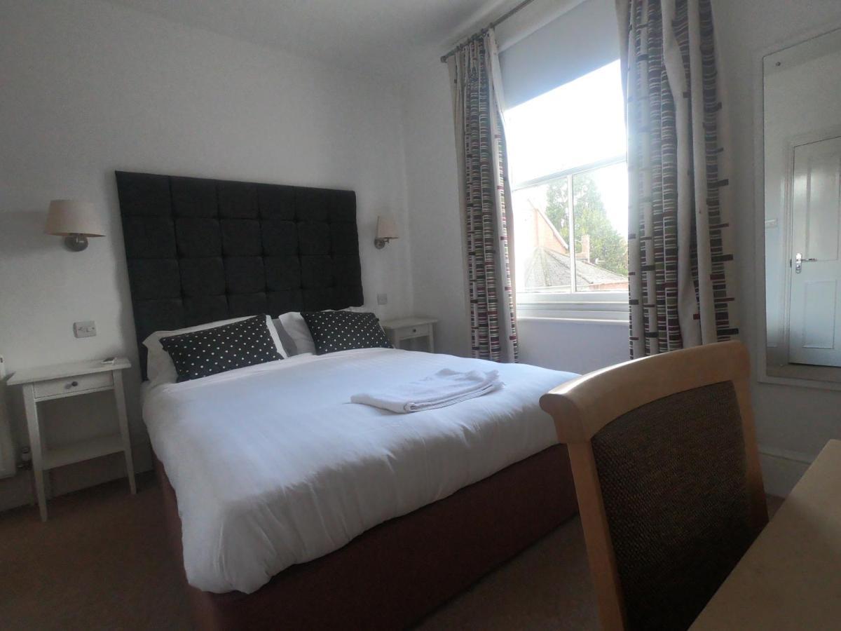 The George Hotell Henfield Eksteriør bilde